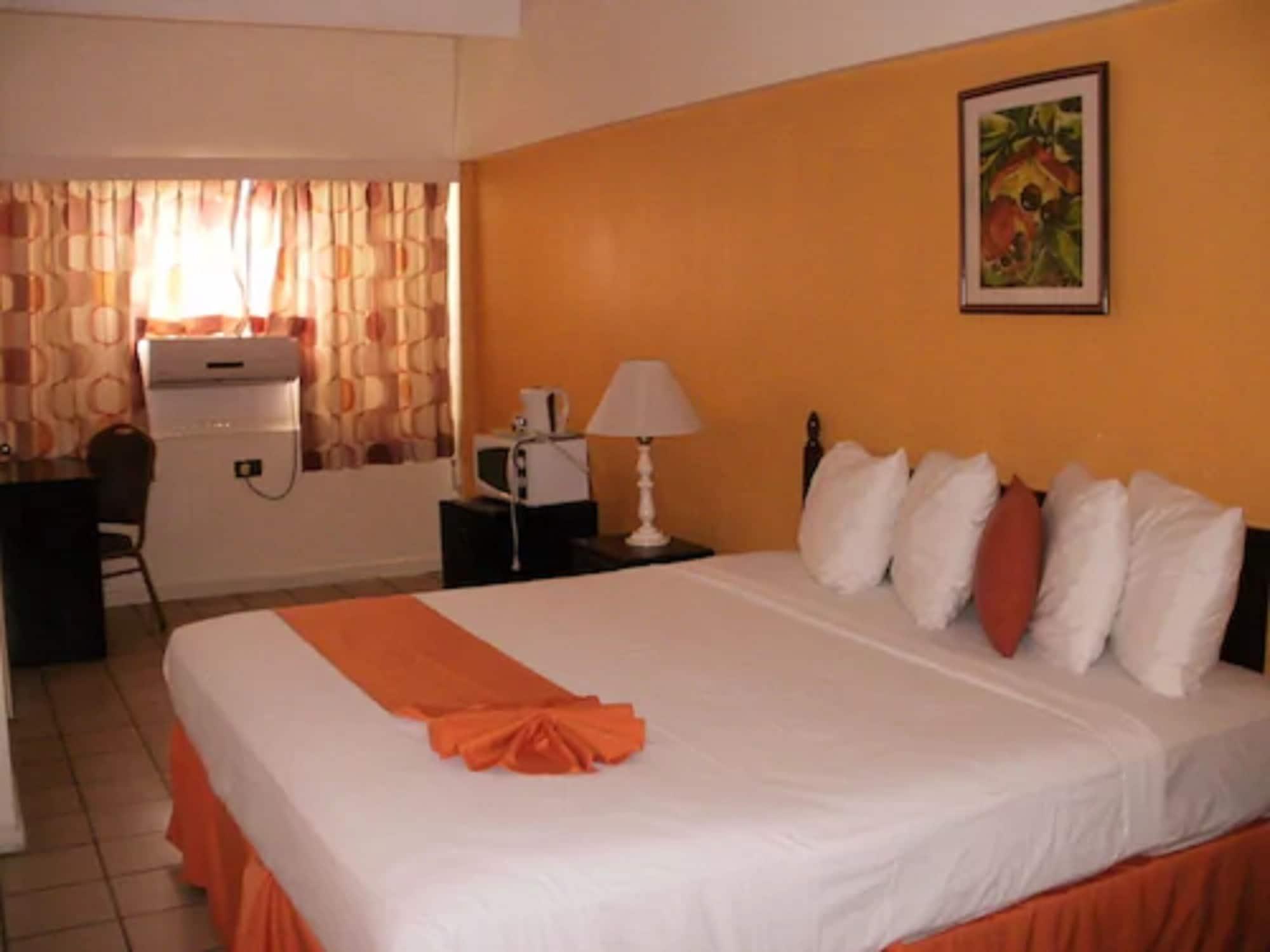 Pineapple Court Hotel Ότσο Ρίος Εξωτερικό φωτογραφία