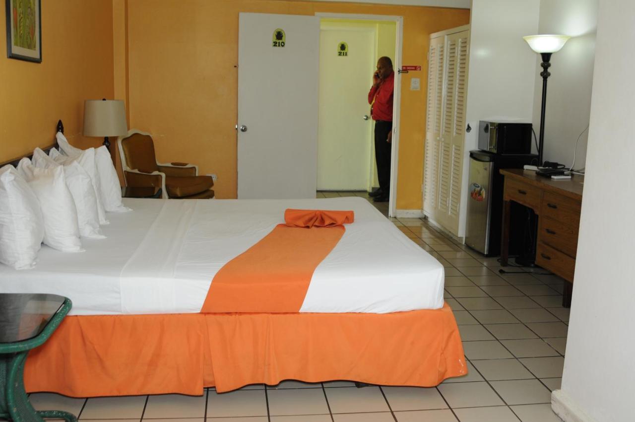 Pineapple Court Hotel Ότσο Ρίος Εξωτερικό φωτογραφία